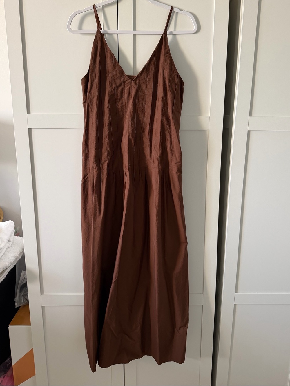 Brown Sleeveless V-Neck Maxi Dress